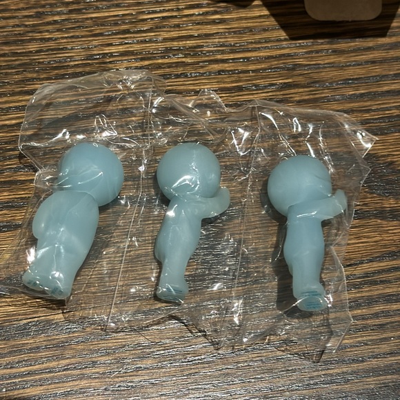 Smiski Toilet series - Smiski little (smelly) 🚽 - Picture 3 of 3